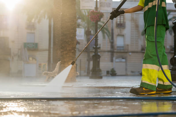 Professional Pressure Washing Services in Bardmoor, FL